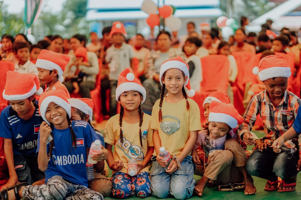 Das Serey Tewam feiert Weihnachten mit der ganzen Schule.